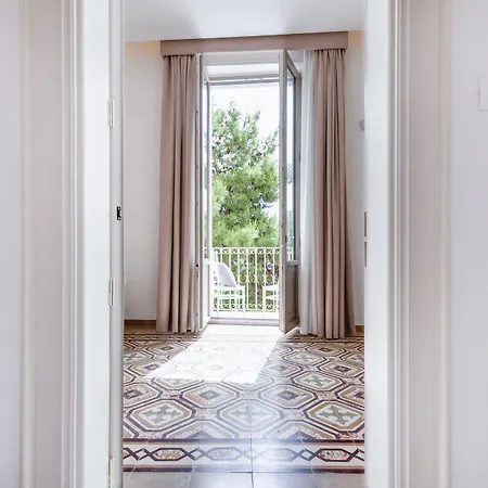 Palazzo San Lazzaro * レッチェ